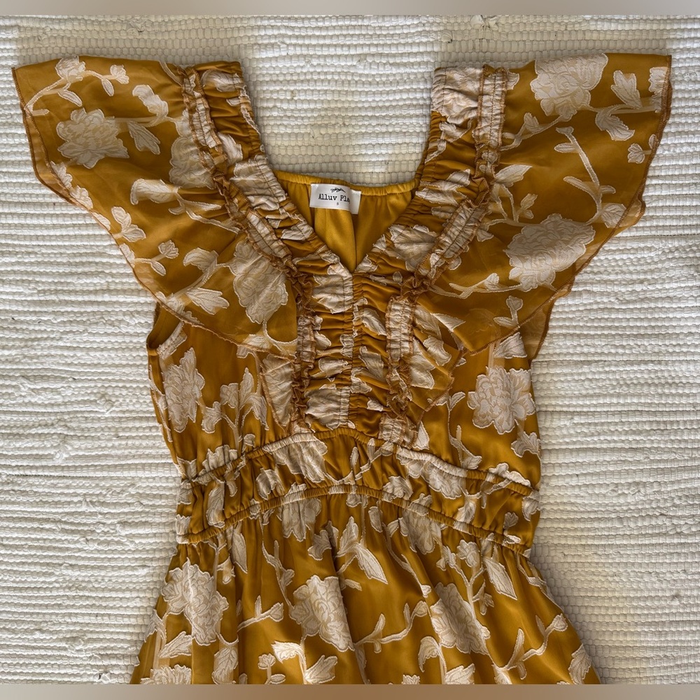 Alluv Place Floral Dress - Picture 4 of 5